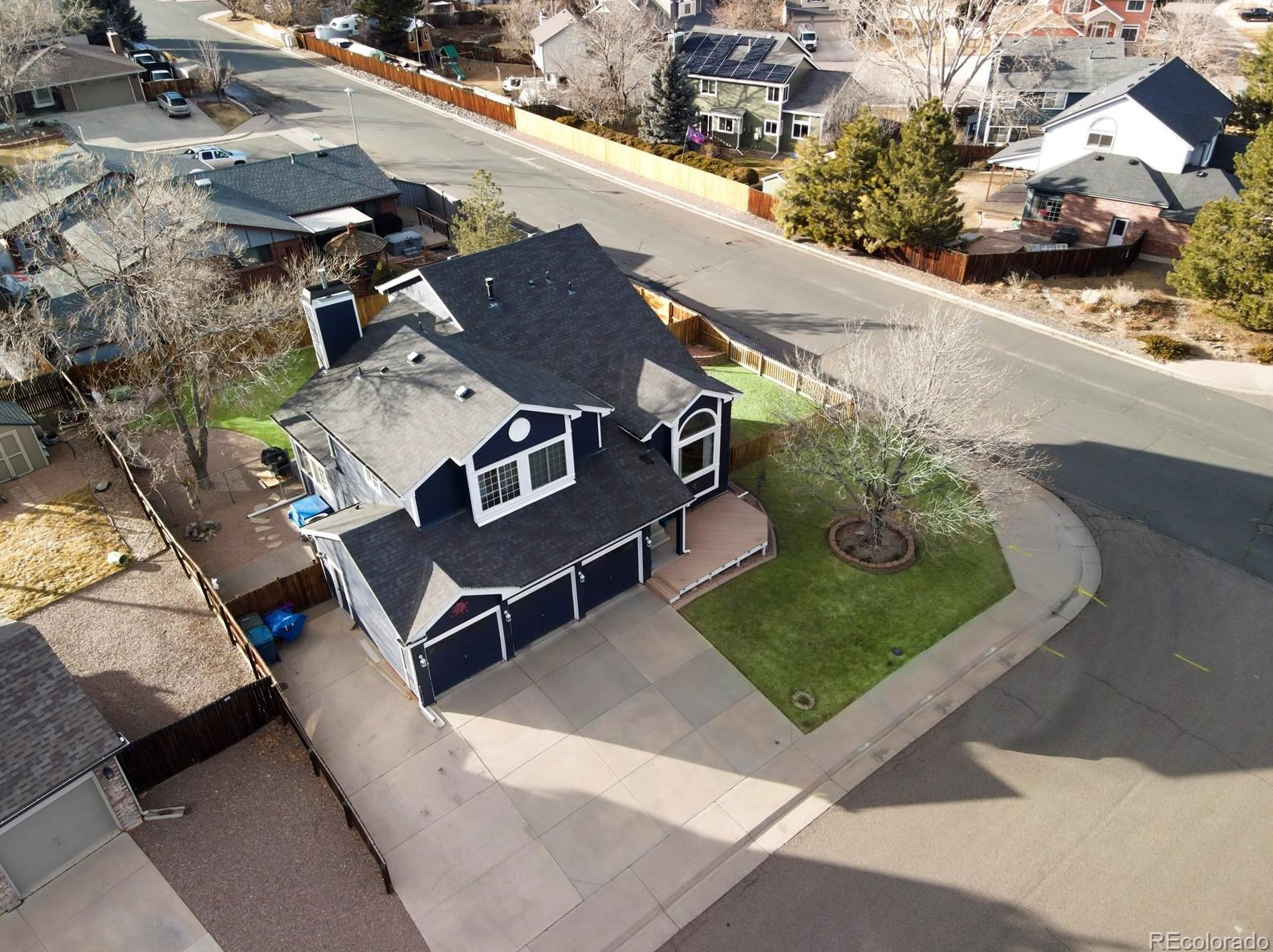 11398 Dumbarton Dr, Littleton, CO 80127-1275