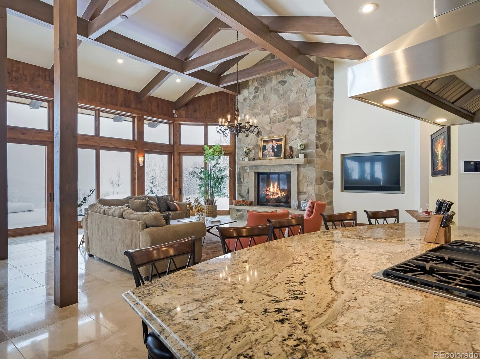 2944 Heavenly Vw, Steamboat Springs CO 80487-8857 exterior