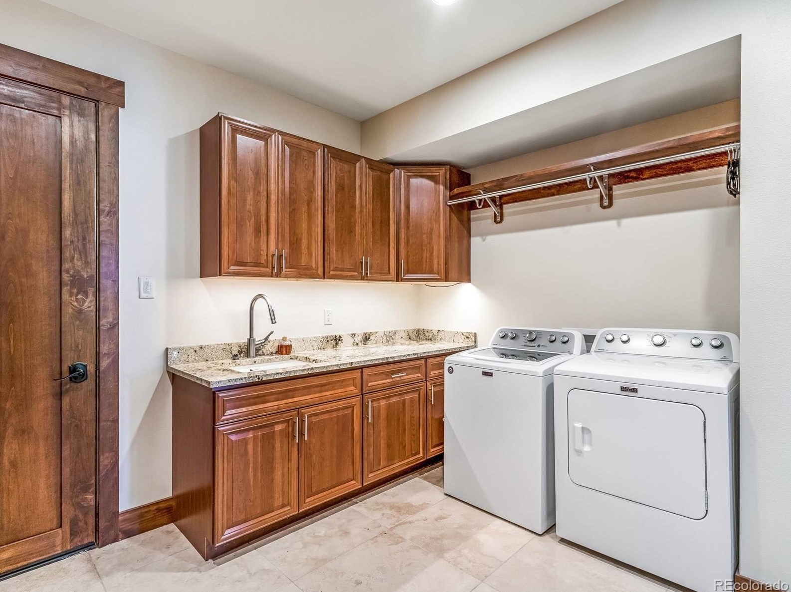 2944 Heavenly Vw, Steamboat Springs CO 80487-8857 exterior