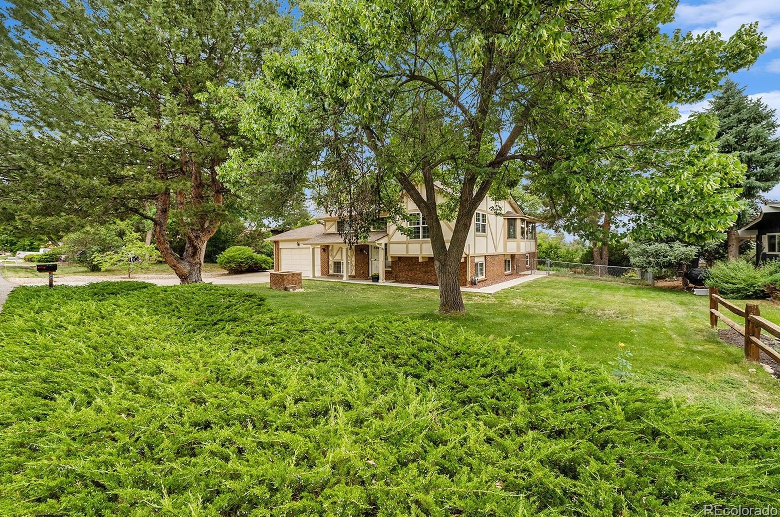 9250 73 Pl, Arvada CO  80005-4211 exterior