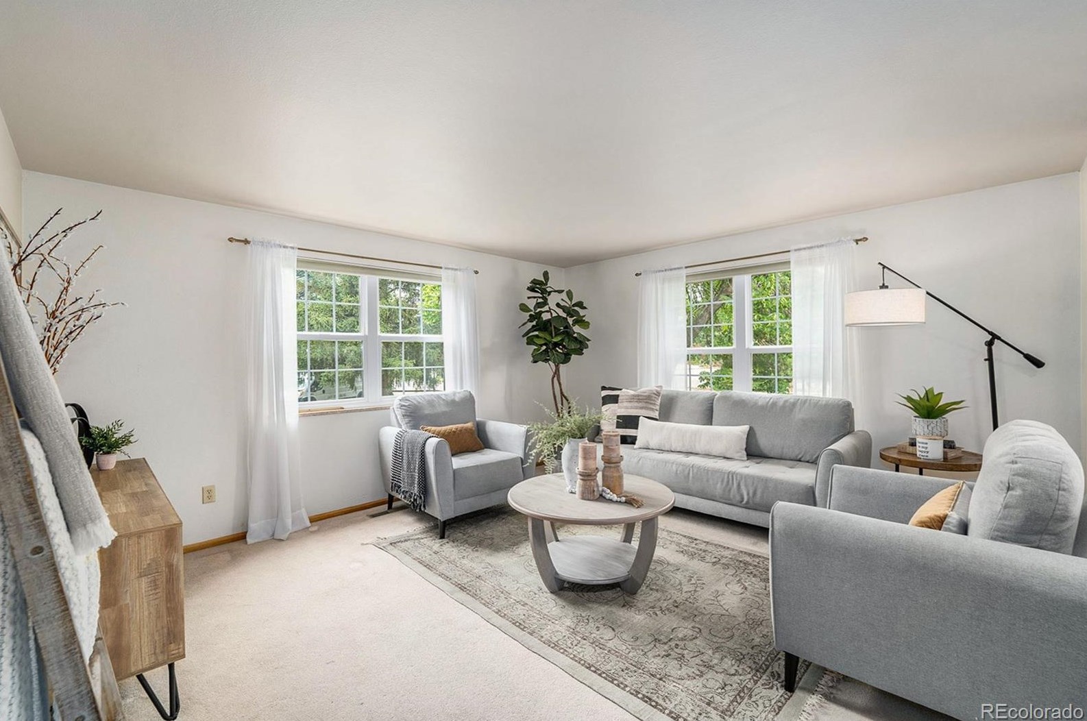 9250 73rd Pl, Arvada CO  80005-4211 exterior