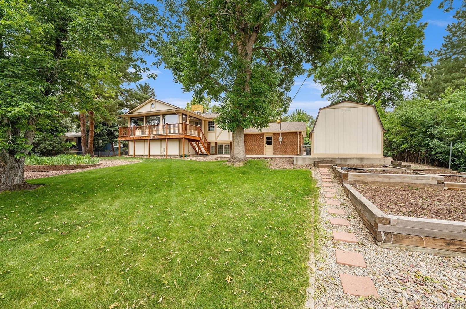 9250 73 Pl, Arvada CO  80005-4211 exterior