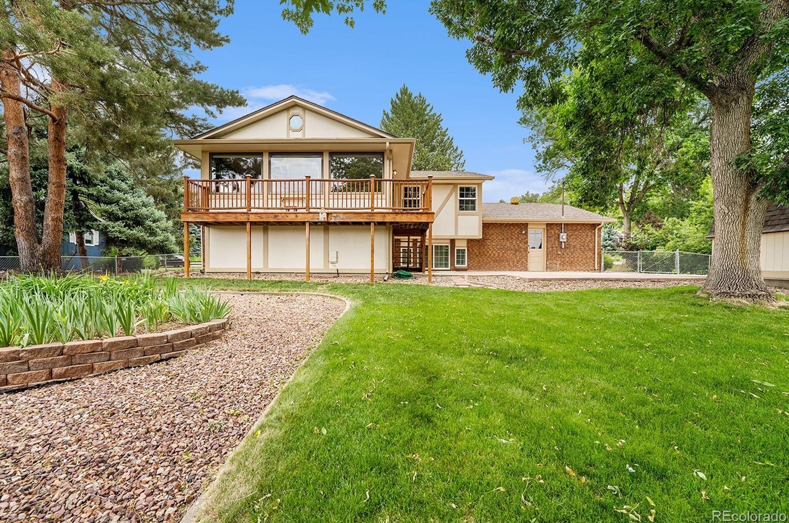 9250 73 Pl, Arvada CO  80005-4211 exterior