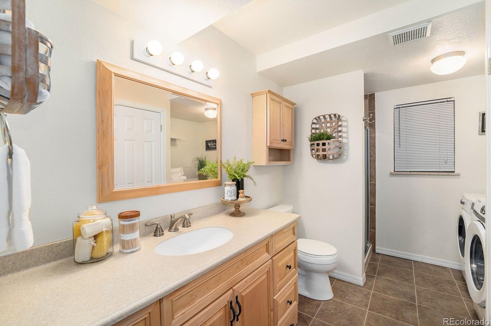 9250 73 Pl, Arvada CO  80005-4211 exterior