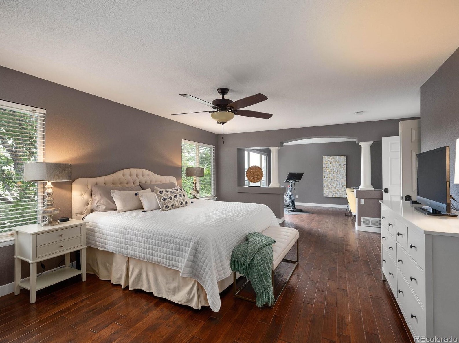 9228 Fox Fire Dr, Littleton CO 80129-6424 exterior