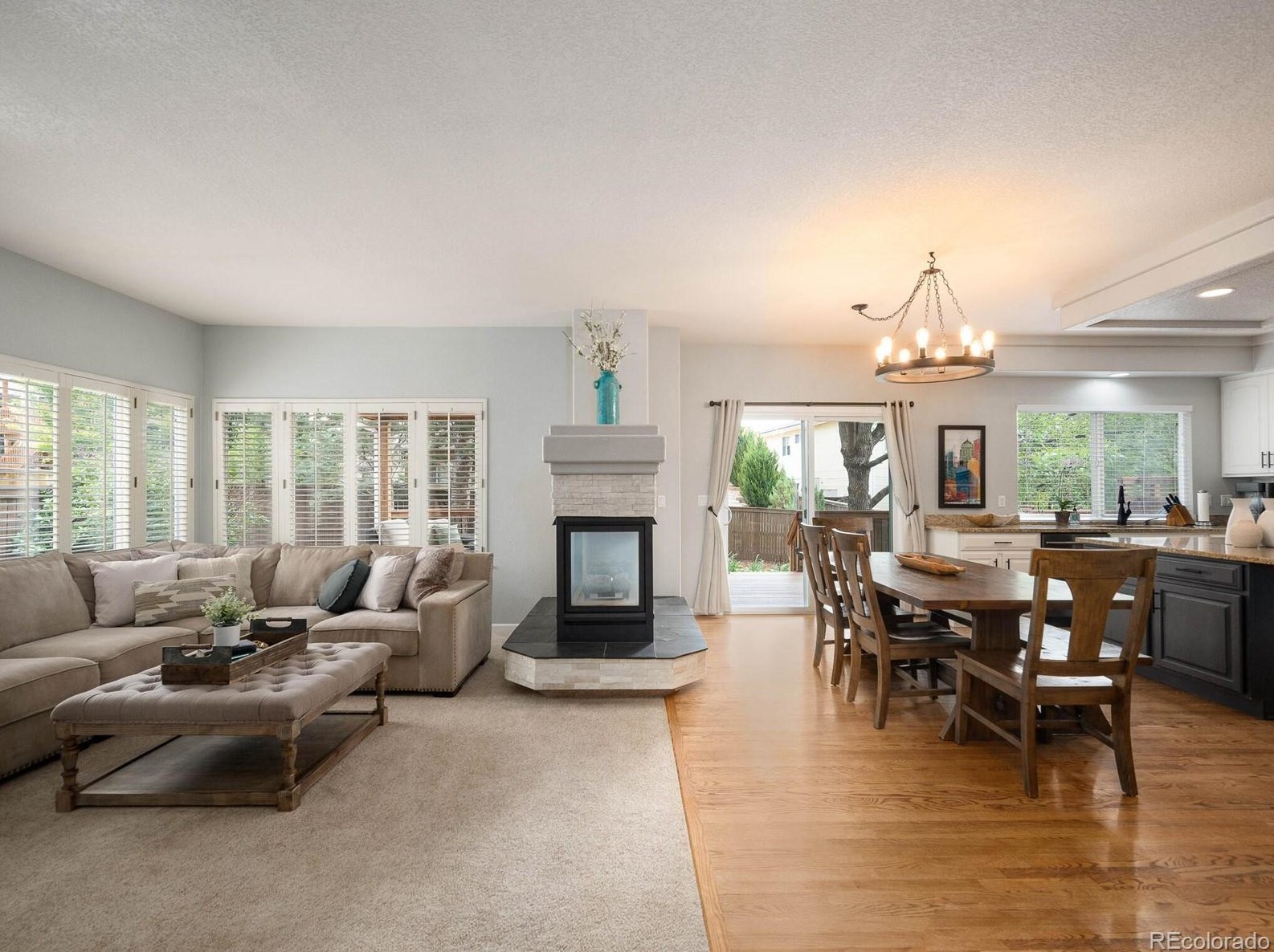 9228 Fox Fire Dr, Littleton CO 80129-6424 exterior