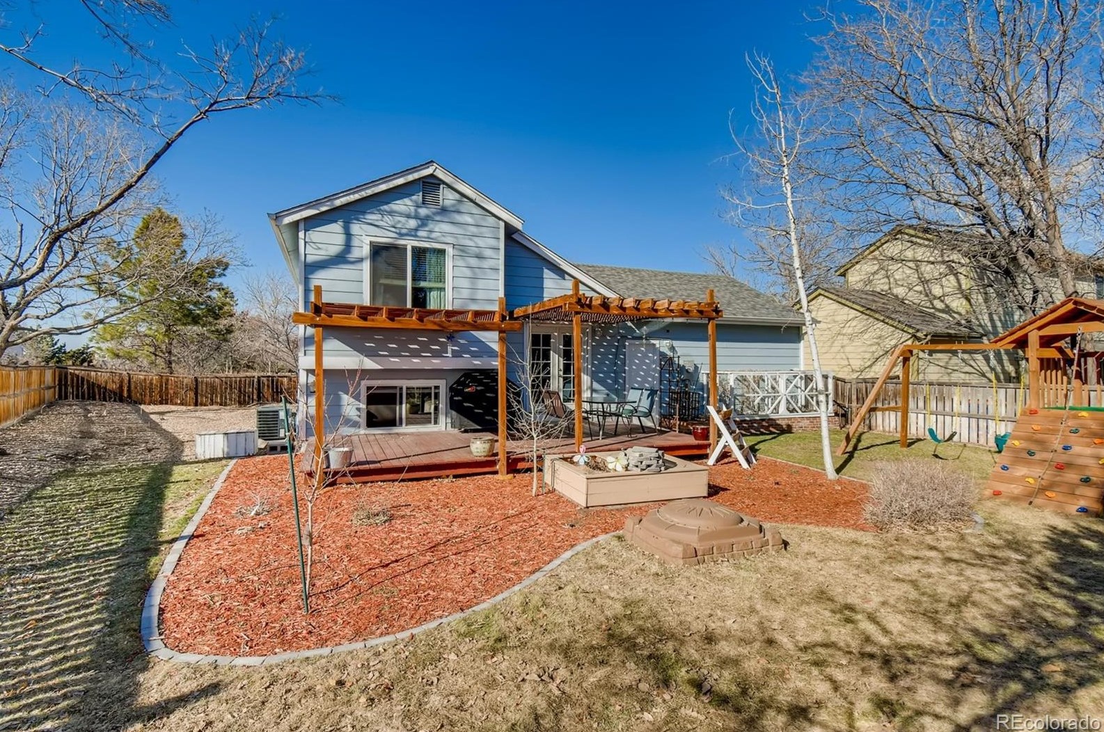 9351 Balsam Ct, Littleton CO 80128-5541 exterior