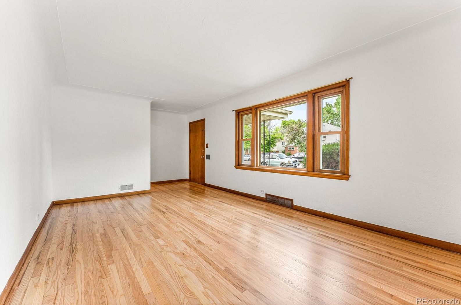 3347 S Ogden St, Englewood, CO 80113