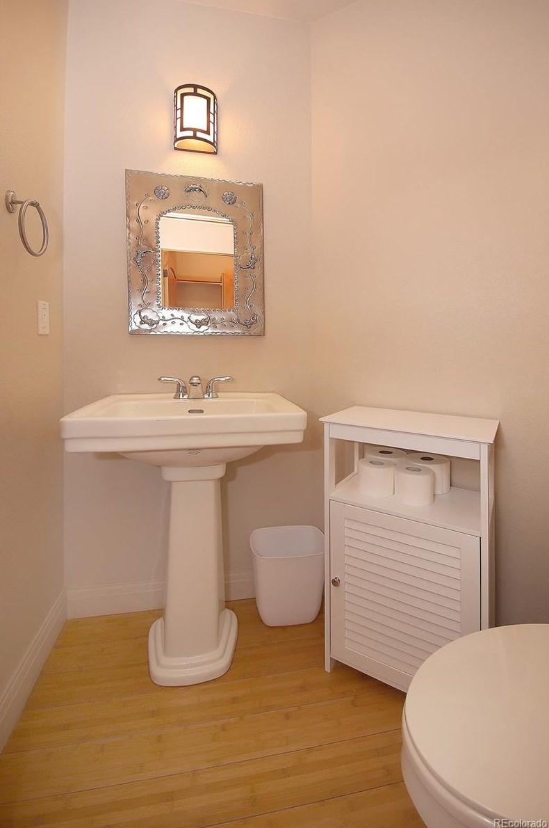 21 Crystal Park Rd, Crystal Hills CO 80829-2636 exterior