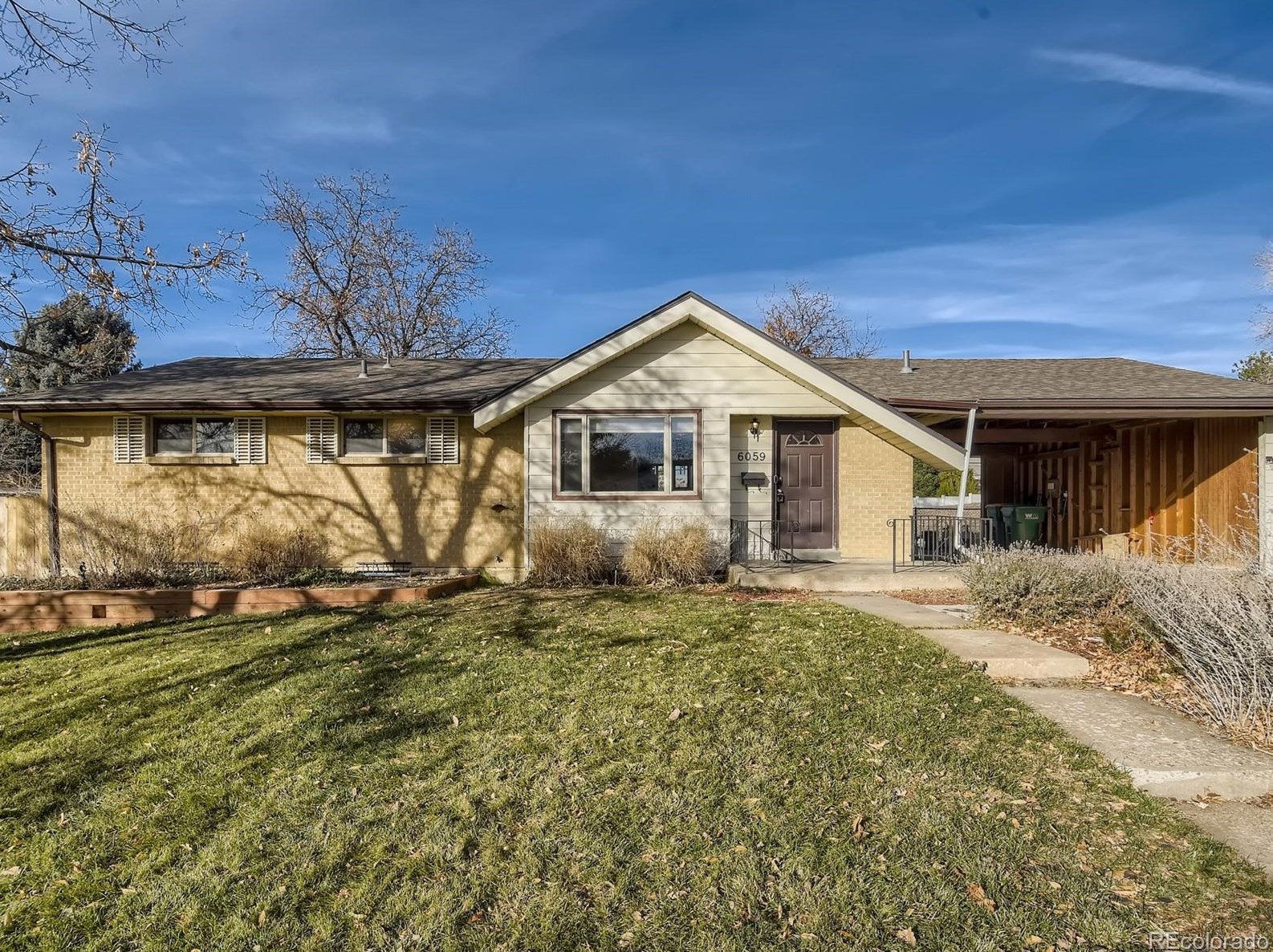 6059 Elizabeth Way, Littleton, CO 80121-2815