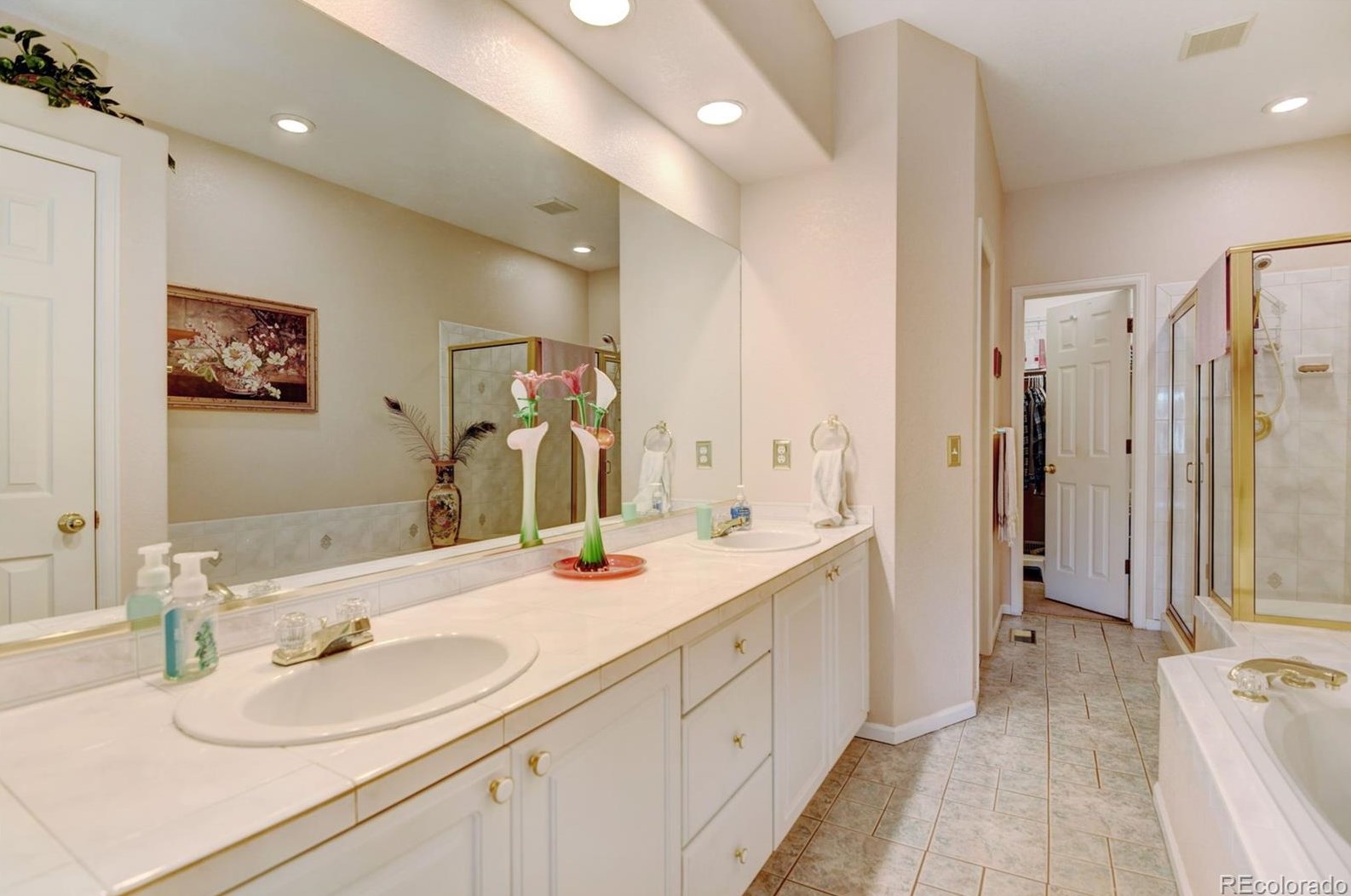 8503 Upham Way, Littleton CO 80128-6353 exterior