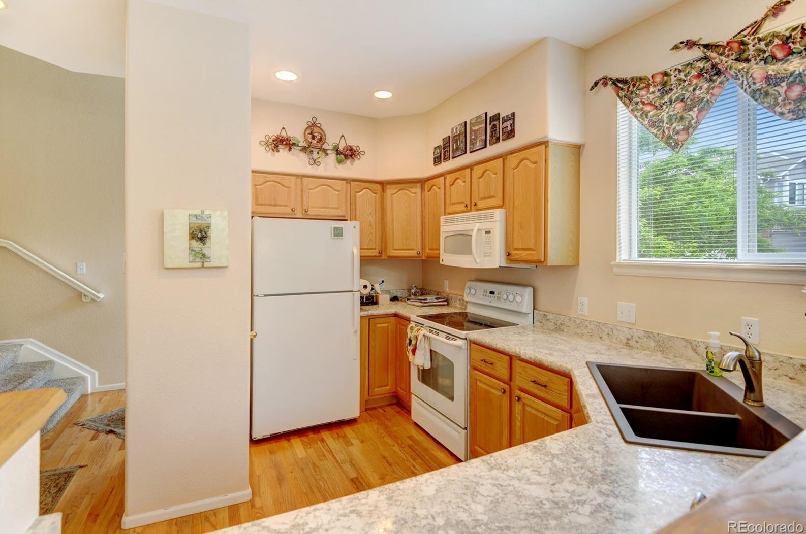 8503 Upham Way, Littleton CO 80128-6353 exterior