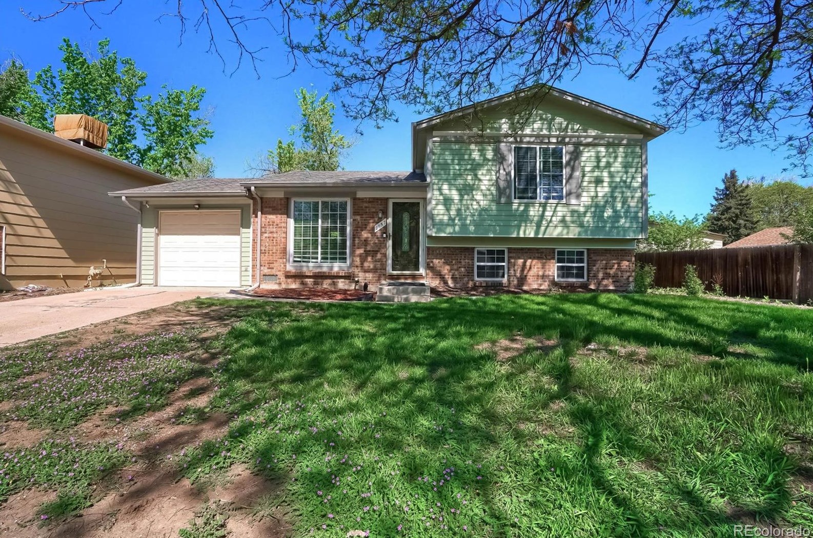 2157 Mobile Way, Denver, CO 80013-1143