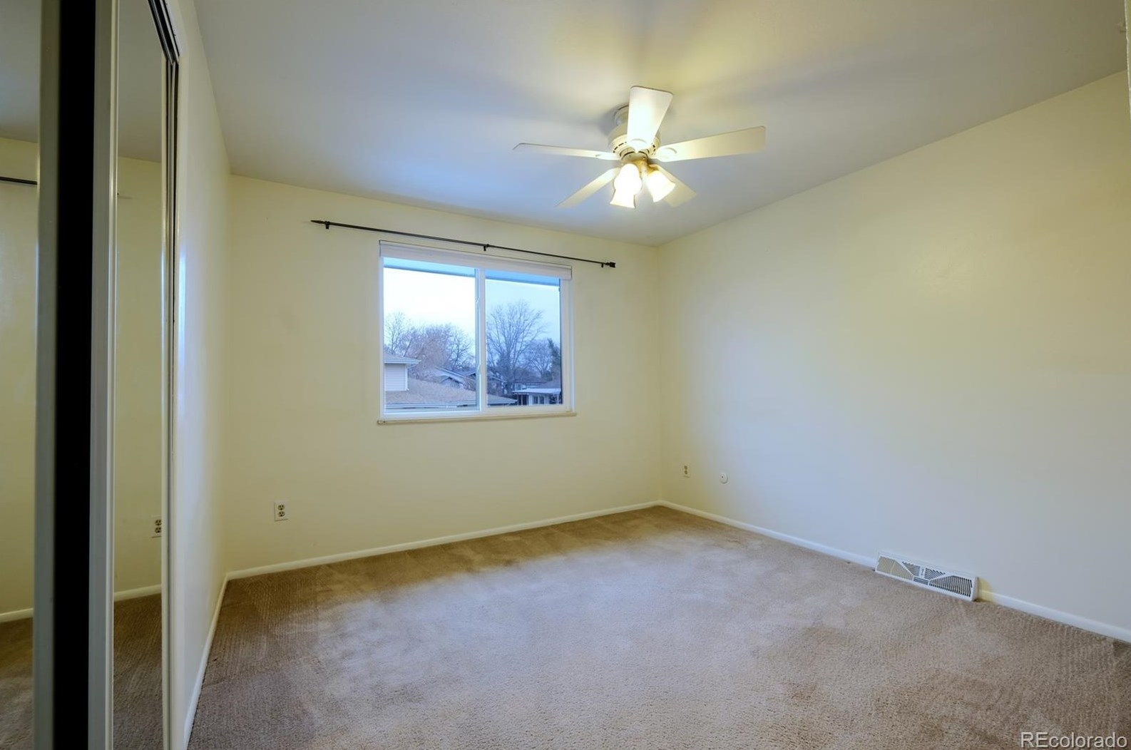 9078 77th Pl, Arvada CO  80005-4305 exterior