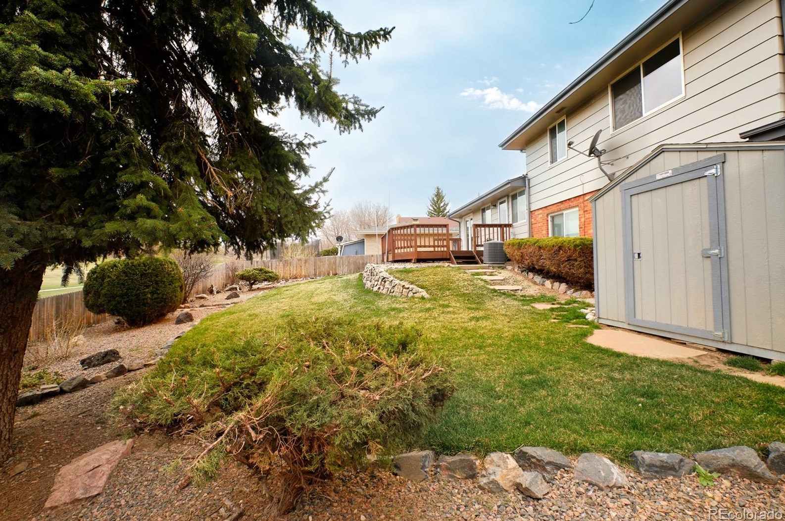 9078 77th Pl, Arvada CO  80005-4305 exterior