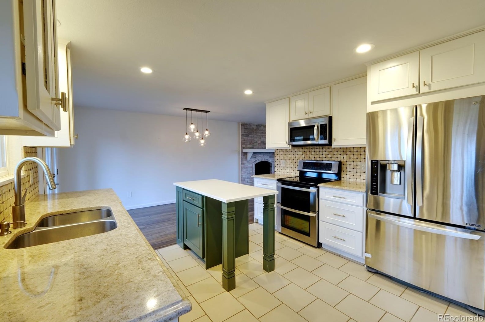 9078 77th Pl, Arvada CO  80005-4305 exterior