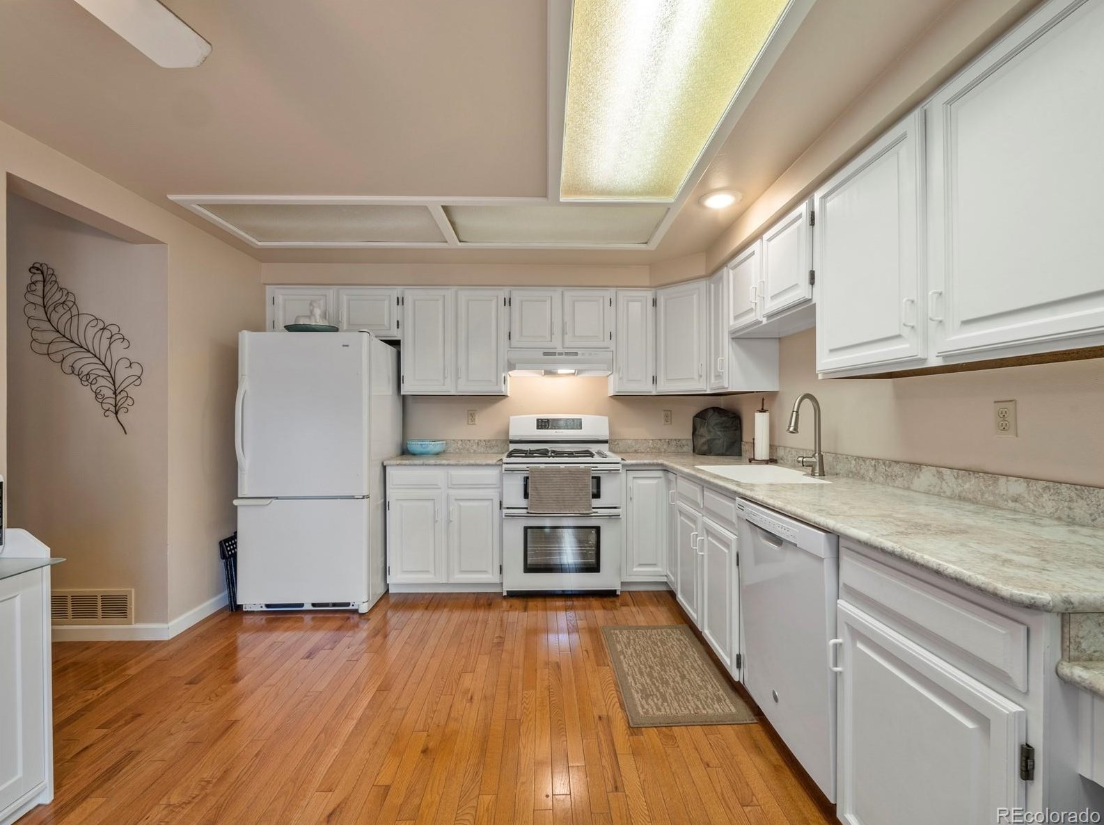 6624 Webster St, Littleton CO 80123-3042 exterior