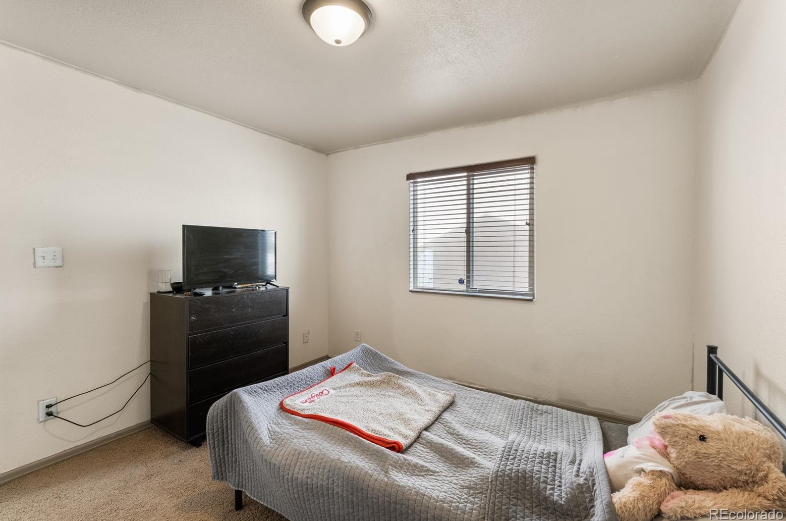 2305 Crestwood Ln, Pueblo CO  81008-2852 exterior