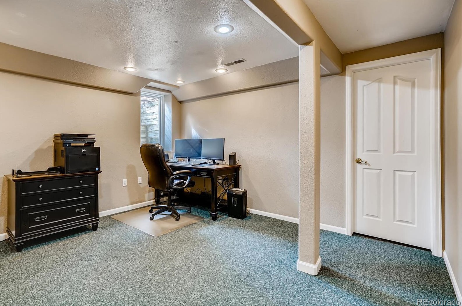 696 Altair Dr, Littleton CO 80124-2502 exterior