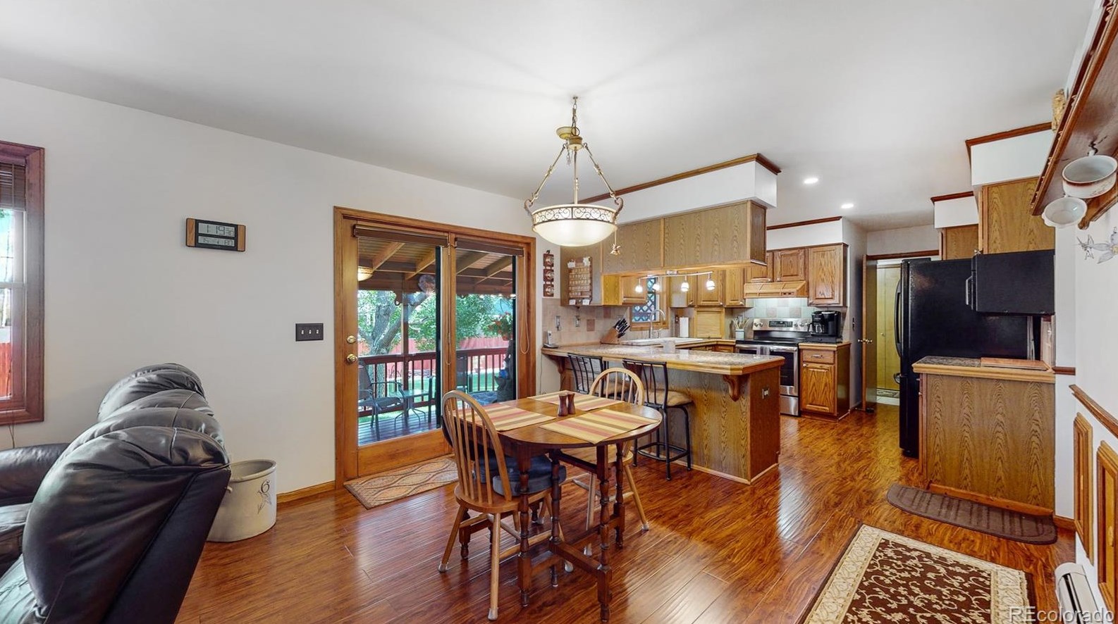 8582 Balsam St, Littleton CO 80128-6218 exterior