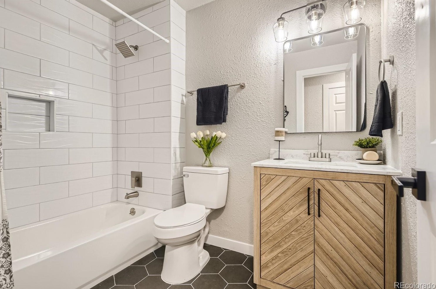 4722 Kipling Way, Littleton CO 80127-1338 exterior