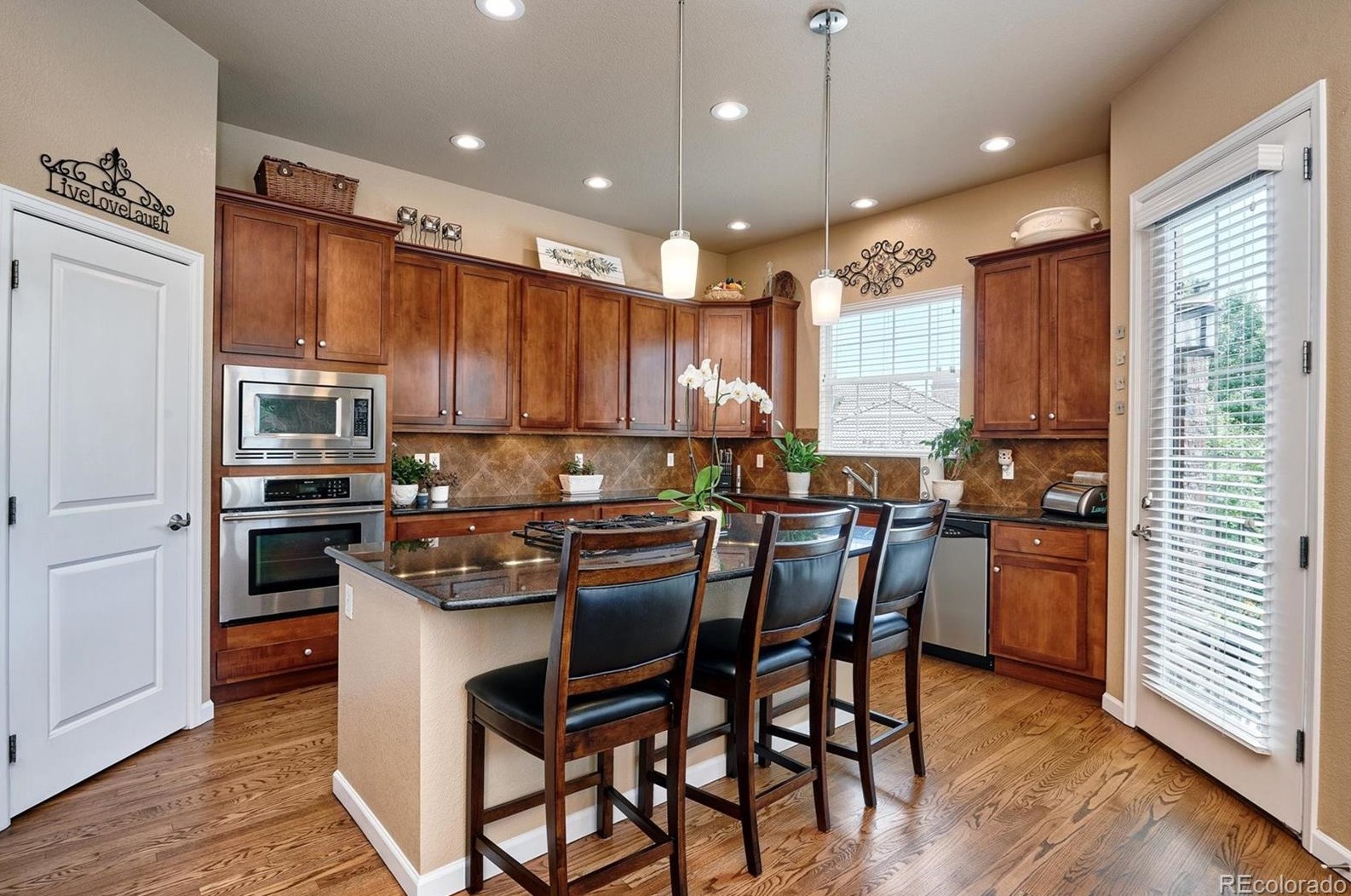 7821 Vallagio Ln, Englewood, CO 80112