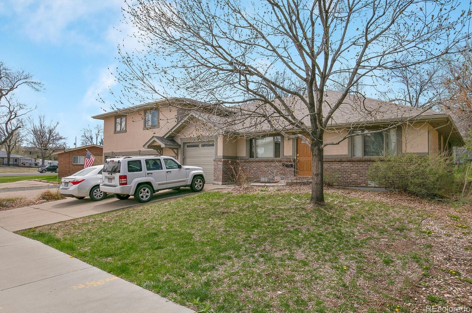 832 Prentice Ave, Littleton CO  80120-1454 exterior