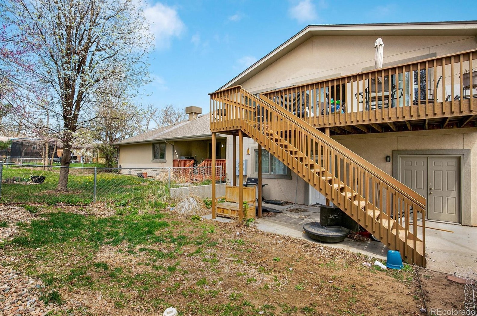 832 Prentice Ave, Littleton CO  80120-1454 exterior