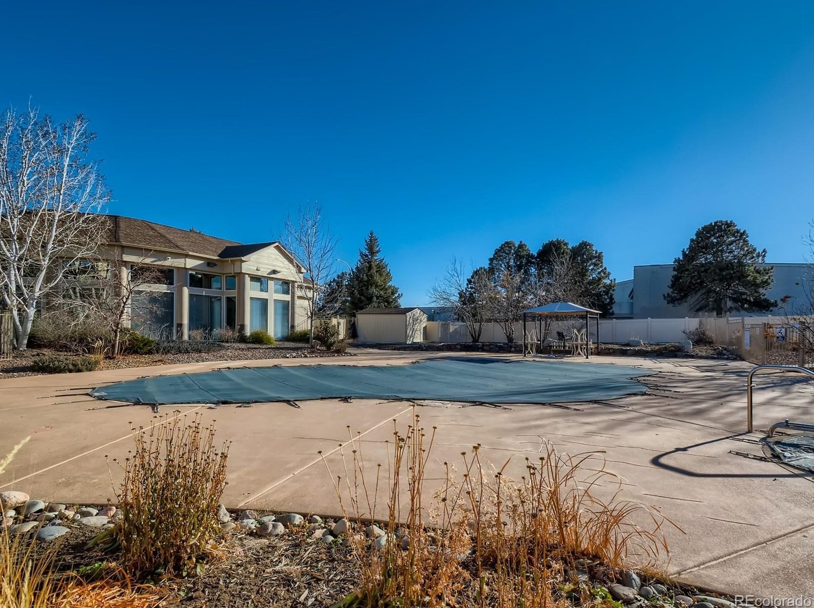 8785 Berry Ave, Littleton CO 80123-0742 exterior