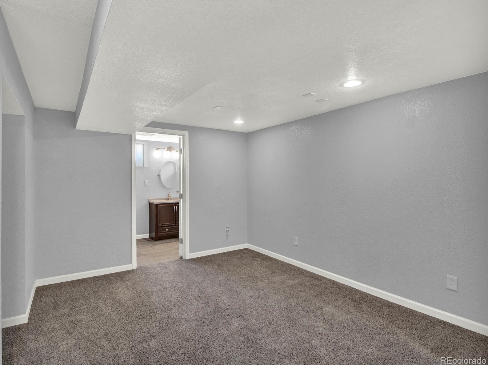 6240 69th Pl, Arvada CO  80003-4127 exterior