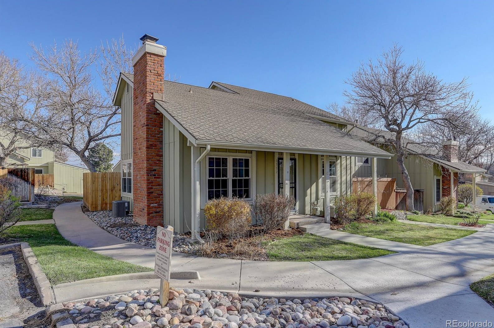 6992 Knolls Way, Littleton, CO 80122-1738