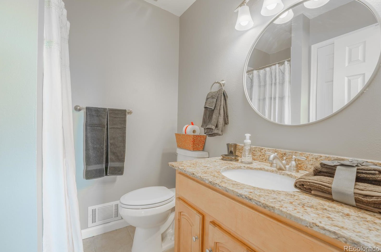 5581 Lowell Blvd, Littleton CO 80123-2843 exterior