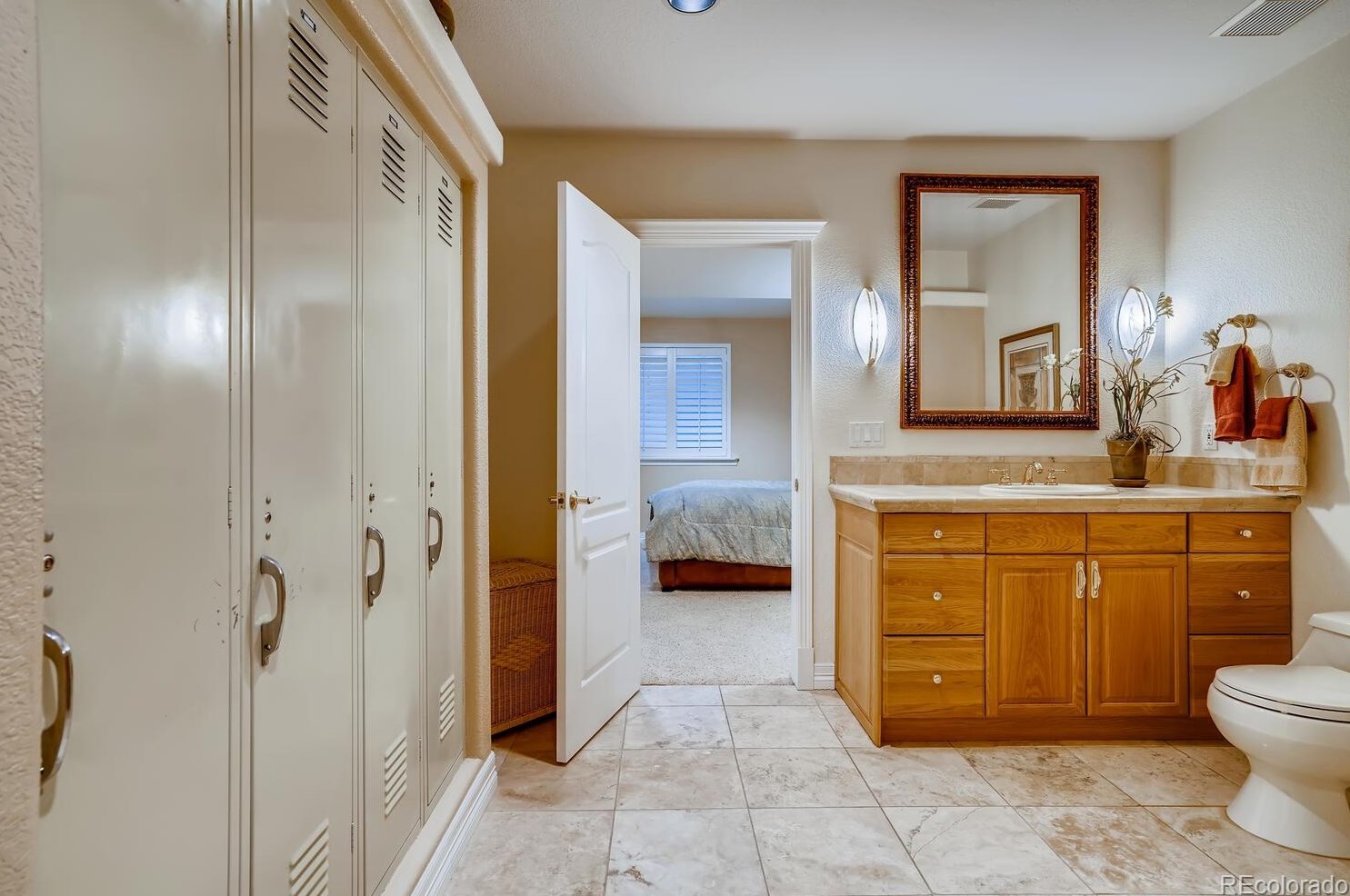 26 Red Tail Dr, Littleton CO 80126-5001 exterior