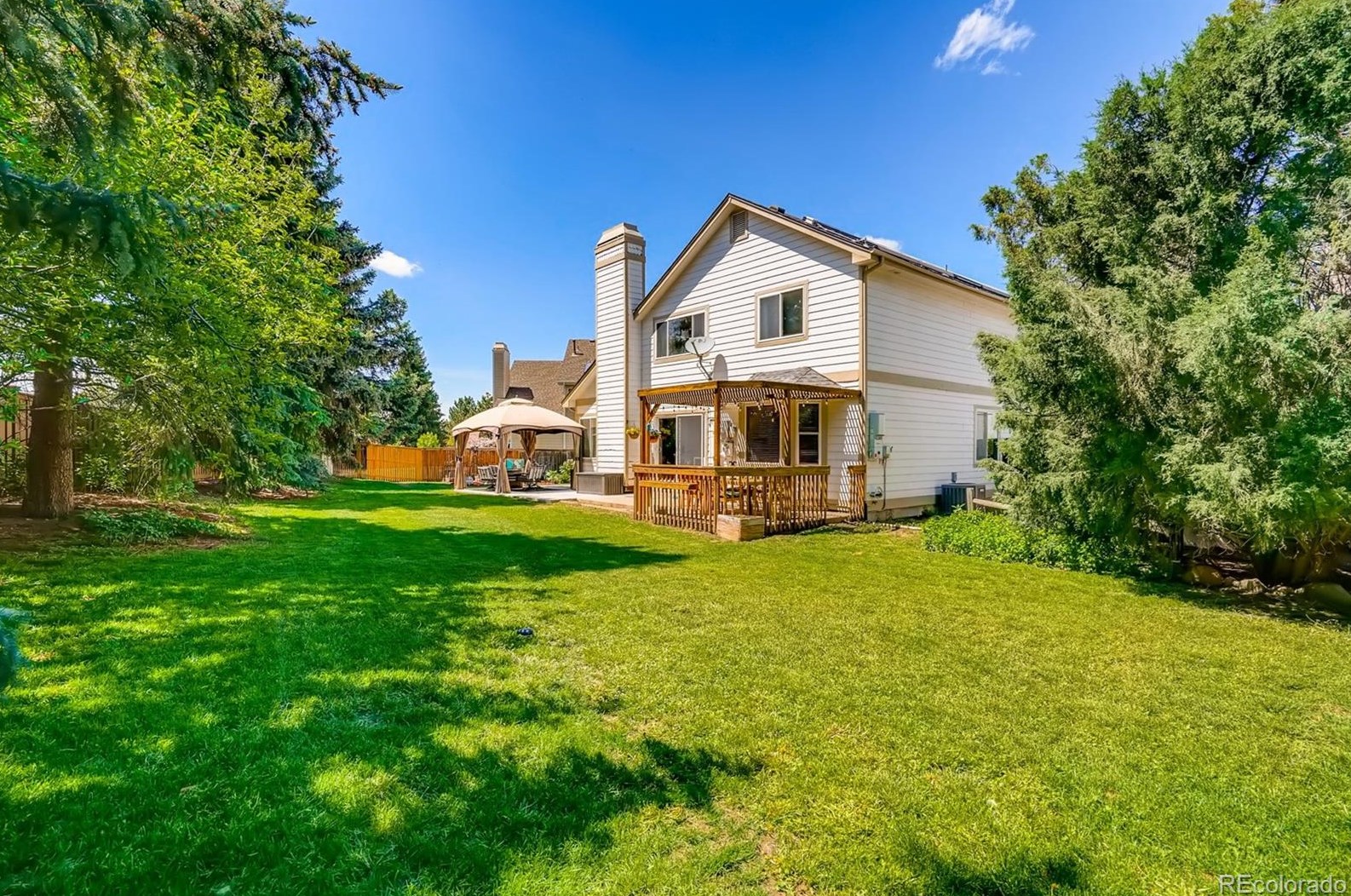 9693 Hemlock Ct, Littleton, CO 80130-4123