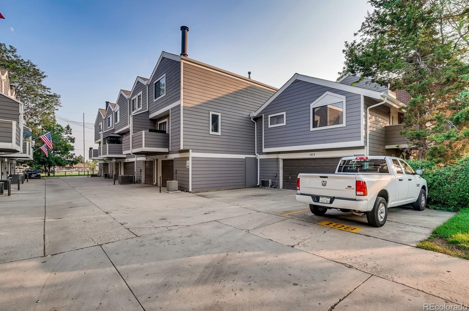 6670 84th Cir, Arvada CO  80003-1160 exterior
