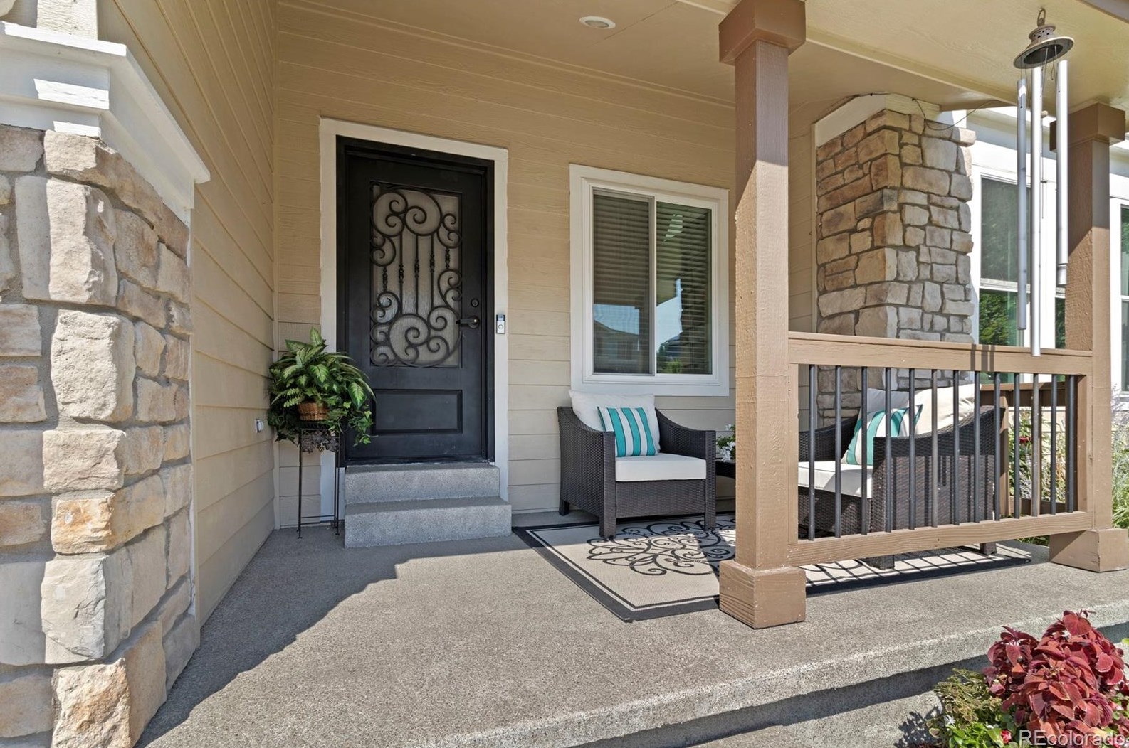 9771 Millstone Ct, Littleton, CO 80130-3852