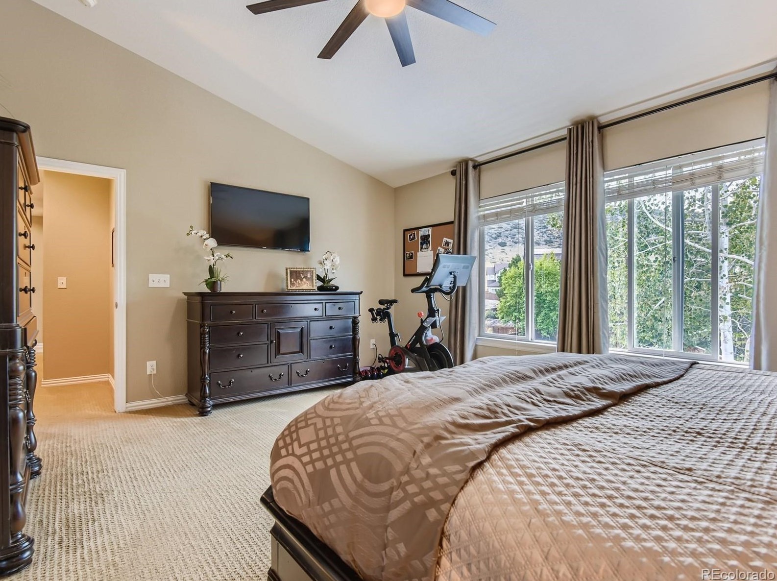 9649 Jellison Way, Littleton CO 80123-1181 exterior