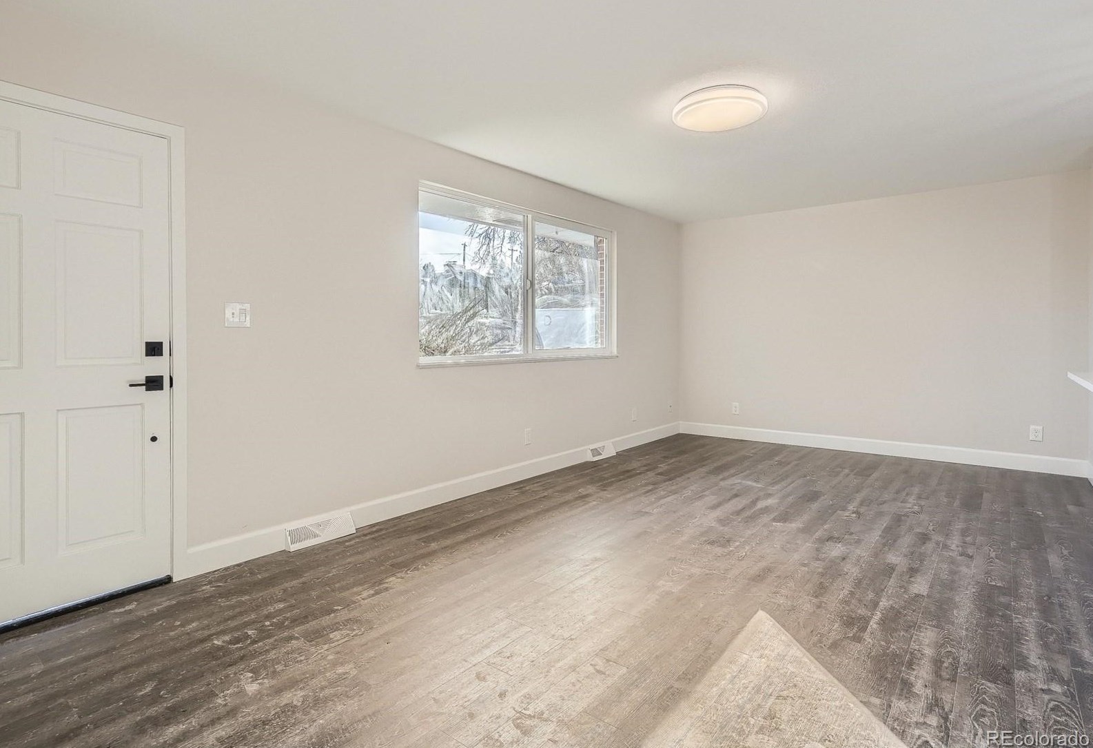 6571 Benton Cir, Arvada CO  80003-4733 exterior