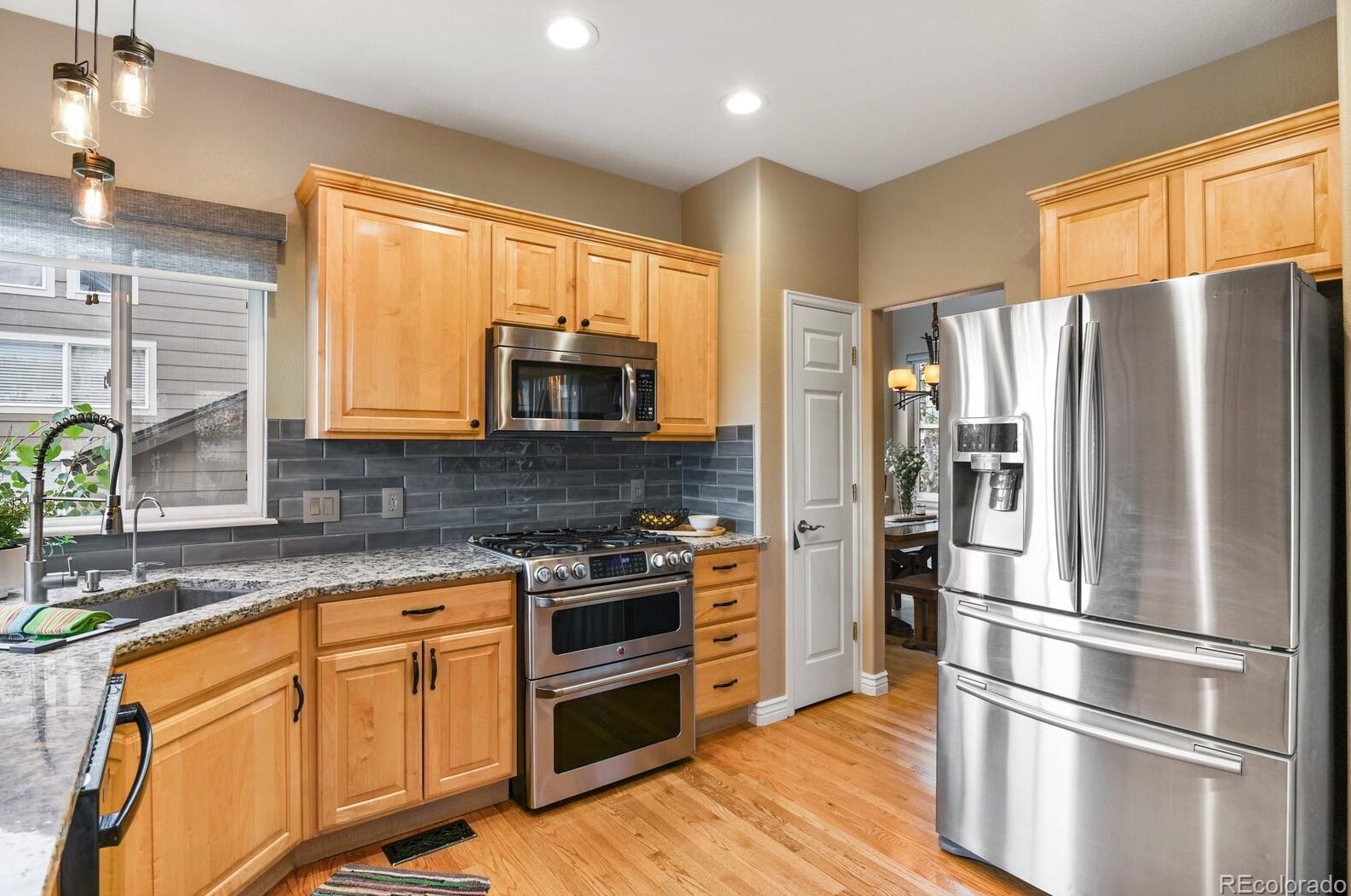 839 Deer Clover Way, Castle Rock CO 80108-8206 exterior