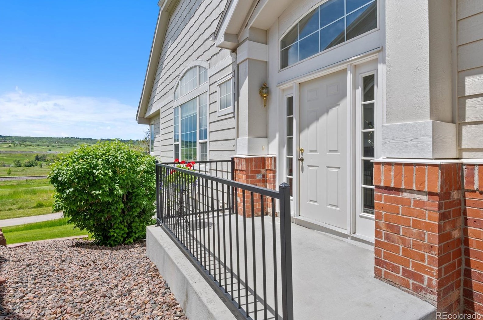 3159 Newport Cir, Castle Rock, CO 80104-4122