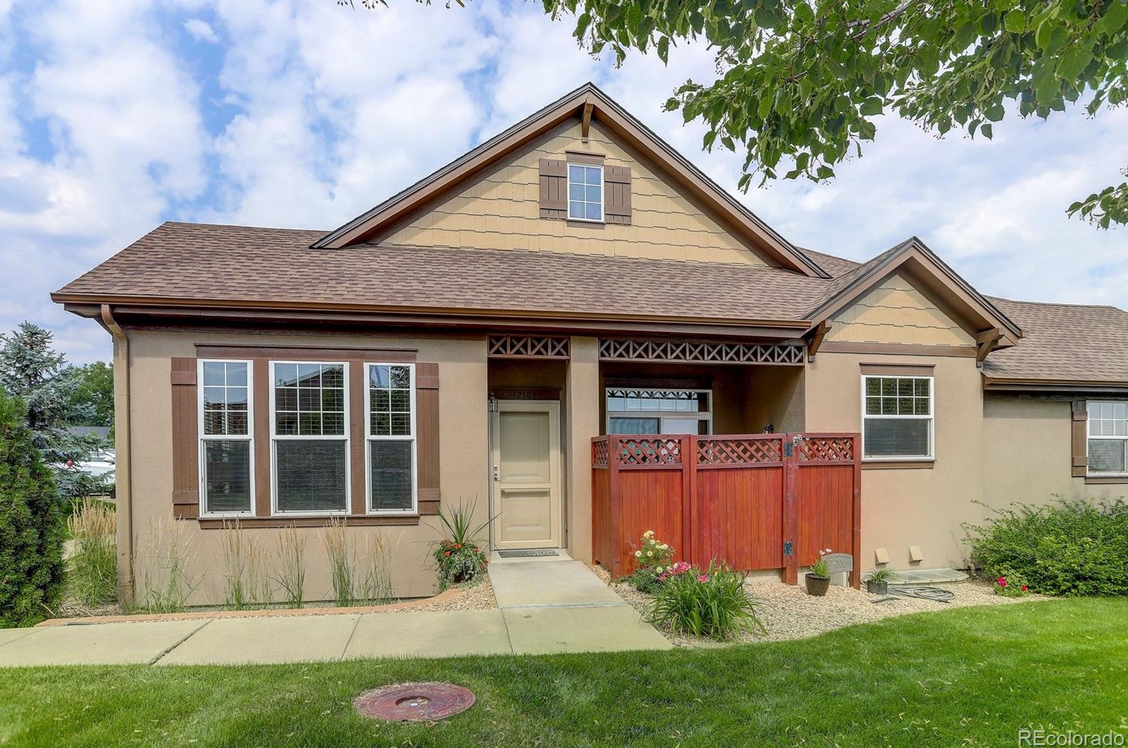 12106 Ida Dr, Littleton, CO 80127-3105