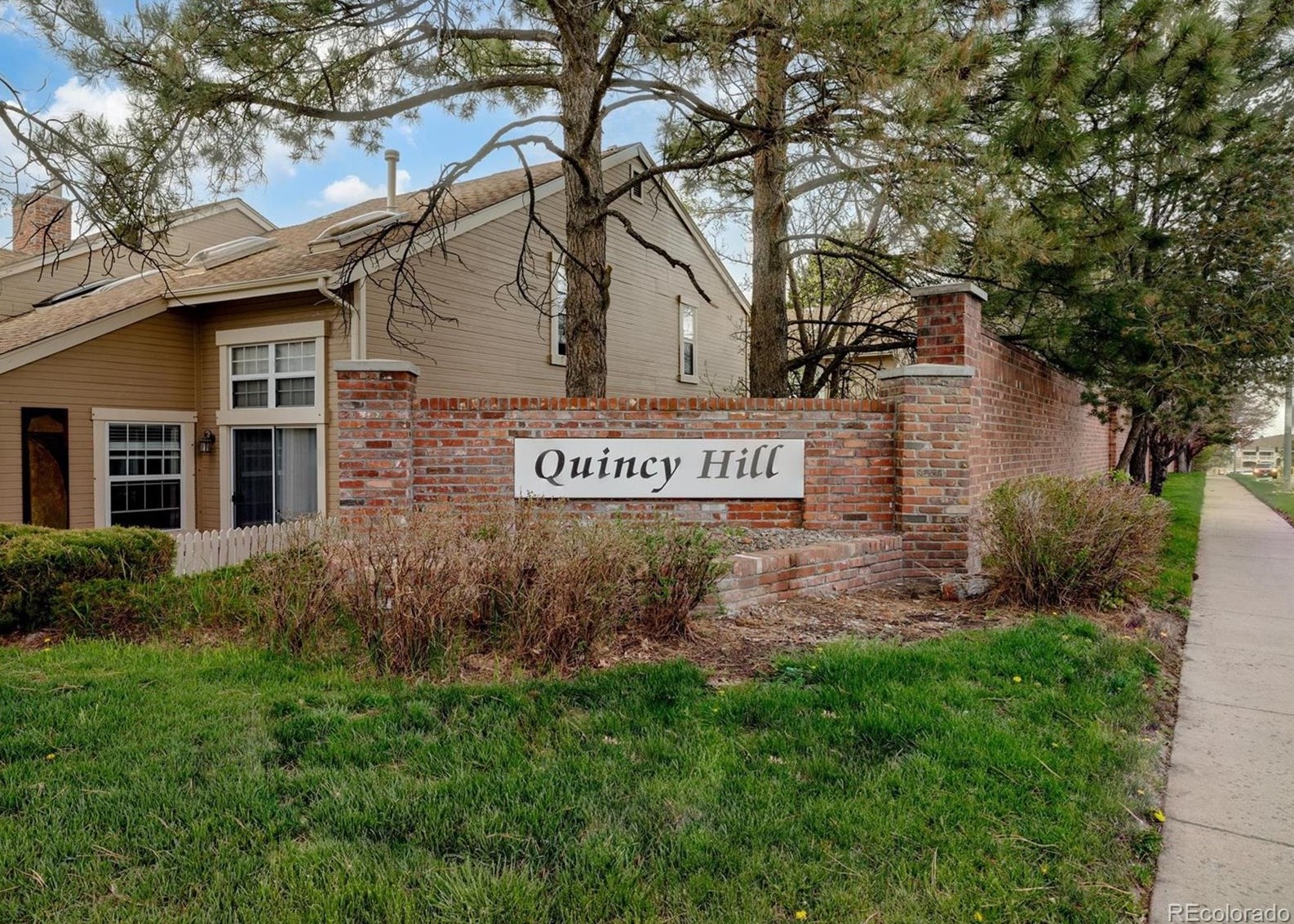 14031 Quinn Cir, Denver, CO 80015-1249