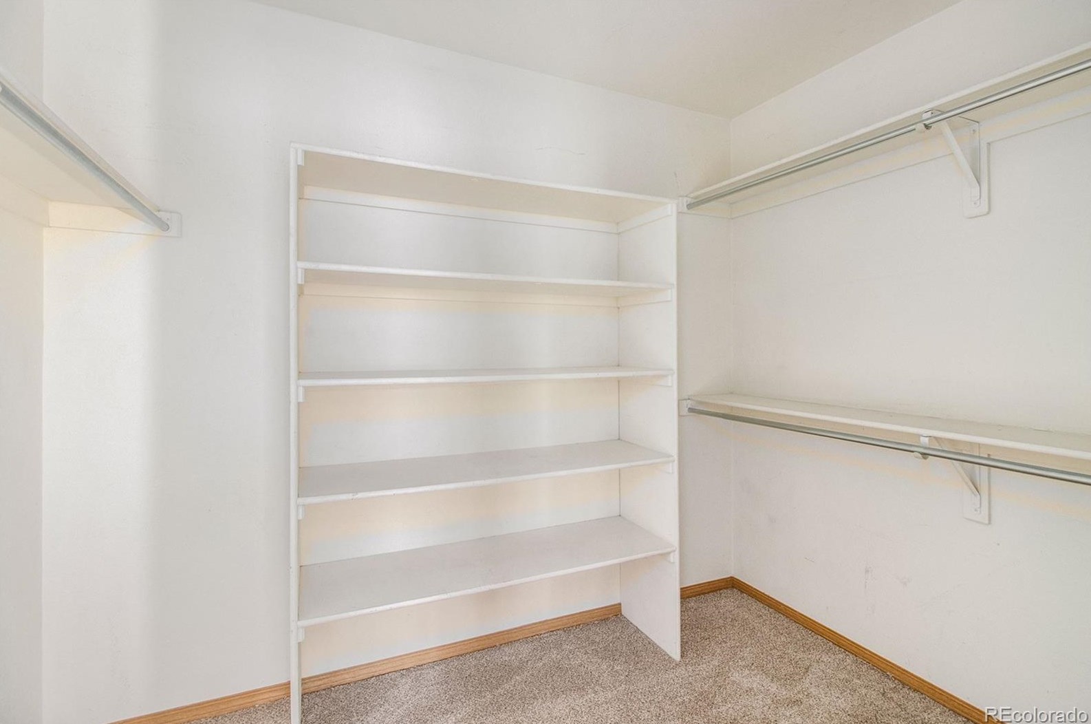 2686 Otero Pl, Littleton CO 80122-4209 exterior