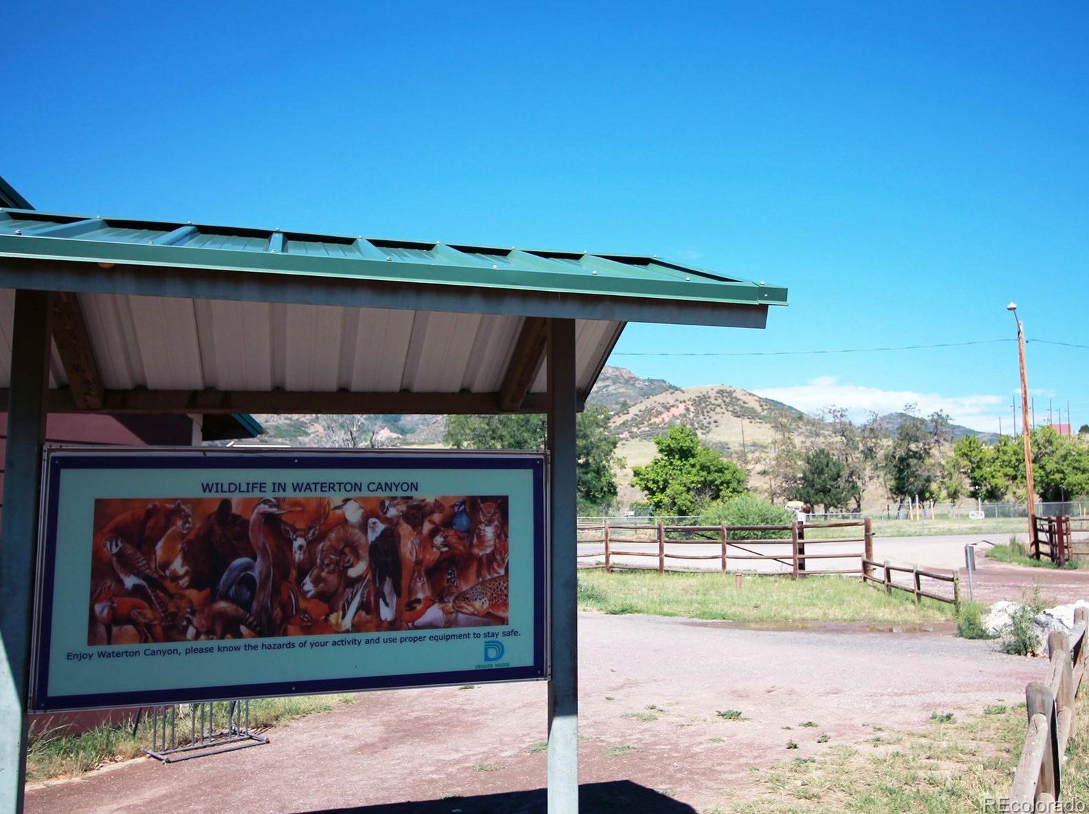 8347 Upham Way, Littleton CO 80128-6345 exterior