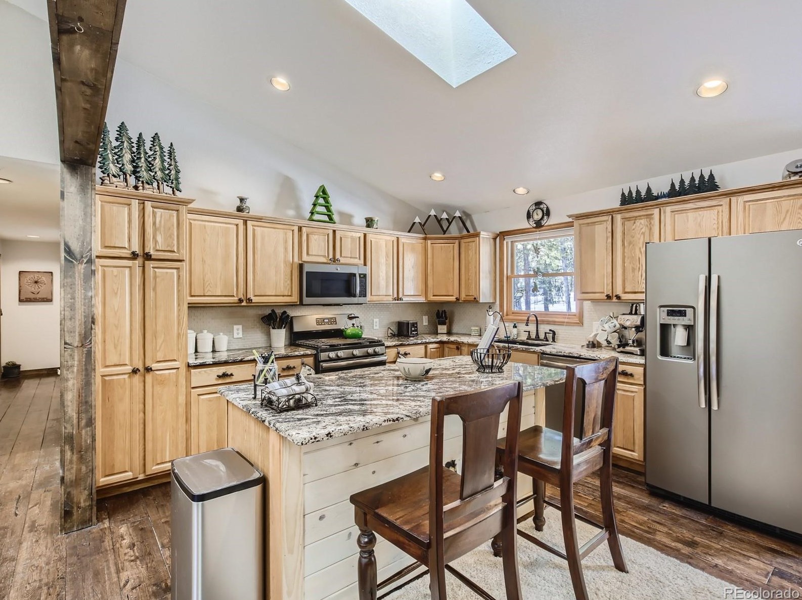 527 Karlann Dr, Arvada CO  80422-4044 exterior