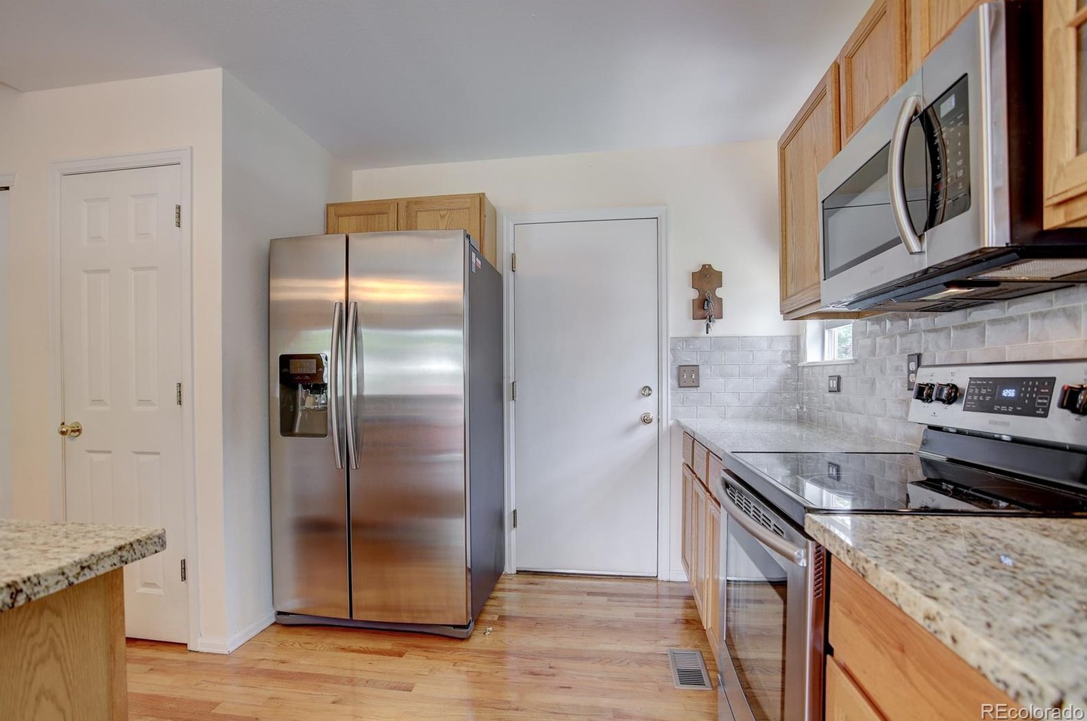 6467 Orion Way, Arvada CO  80007-6987 exterior