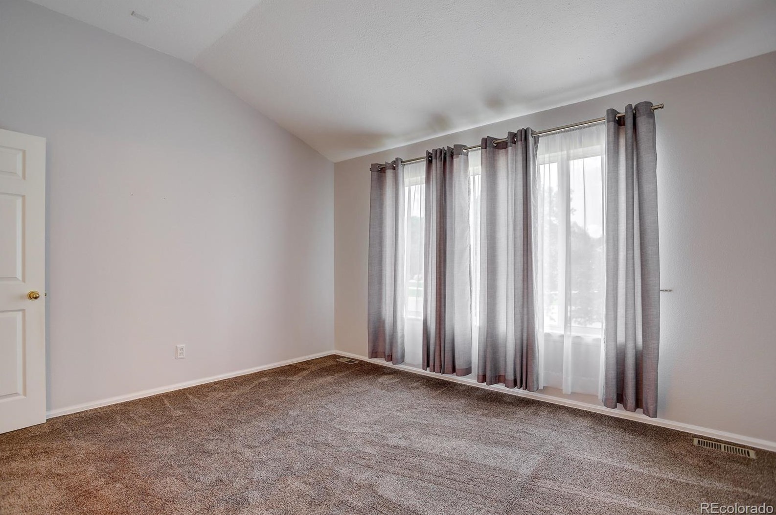 6467 Orion Way, Arvada CO  80007-6987 exterior