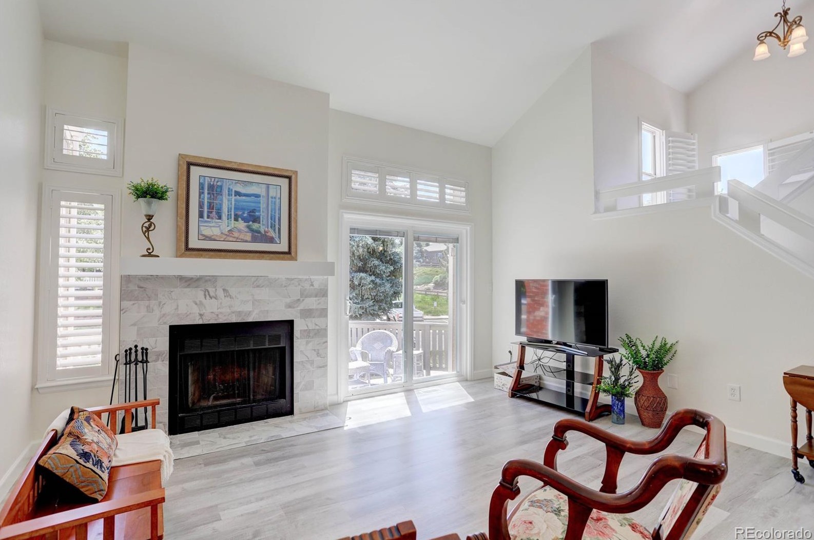 9097 Bear Mountain Dr, Littleton, CO 80126-2272