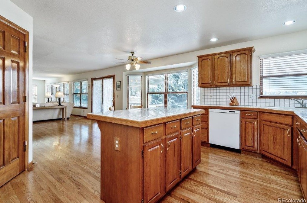 17 Amaranth Dr, Littleton CO 80127-2607 exterior