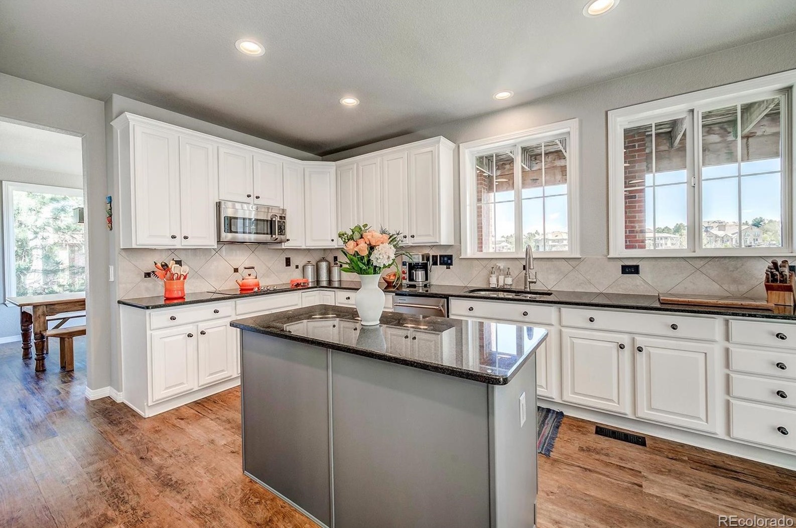 10257 Pennington Ln, Littleton CO exterior